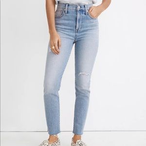 The Petite Perfect Vintage Jean in Coffey Wash: Worn-in Edition